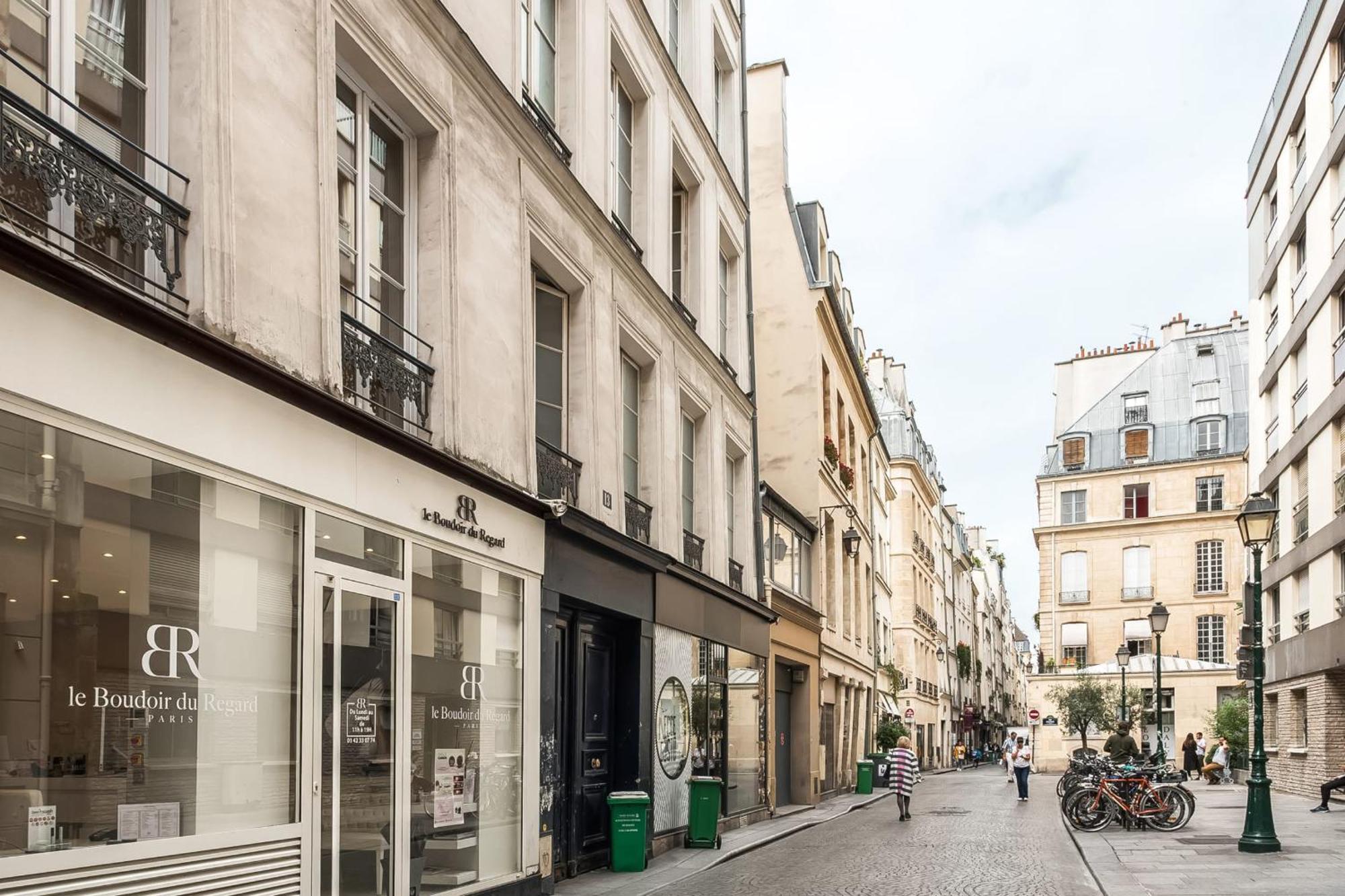Apartment Clery - Welkeys Paris